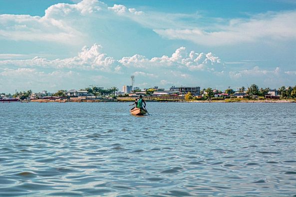 6581989179692_1702992017_Fleuve Dibamba (3)